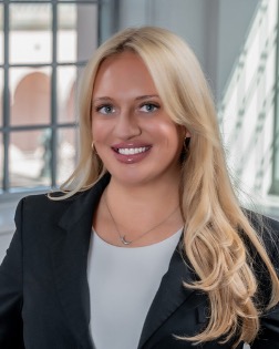 Photo of Alexandra O’Bryan